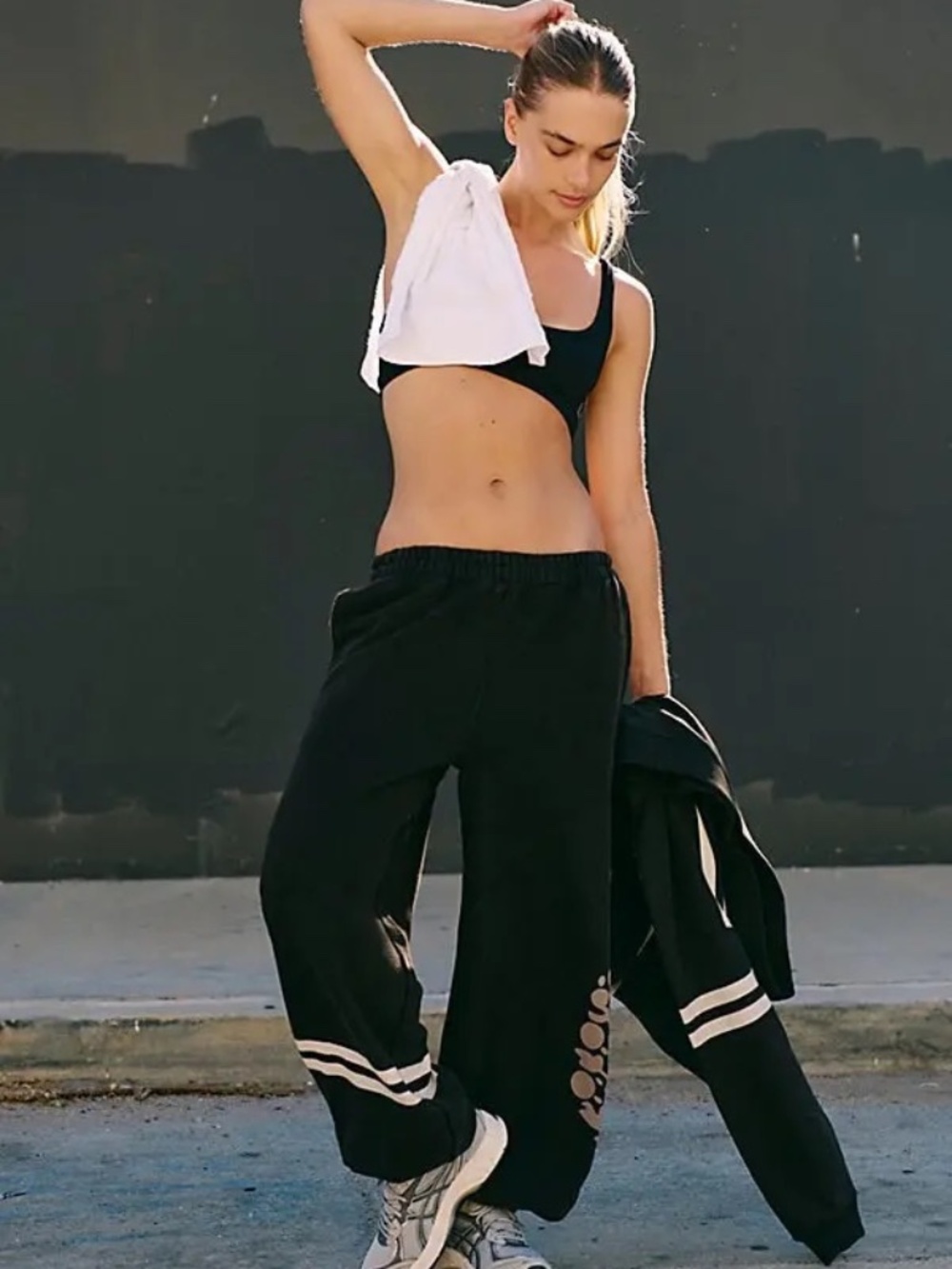 FP MOVEMENT ALL STAR GRAPHIC LOGO PANT - Picture 4 of 9